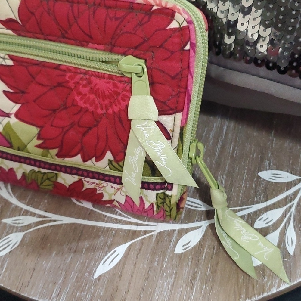 Vera Bradley Carry It All Clutch Organizer - Picture 6 of 7